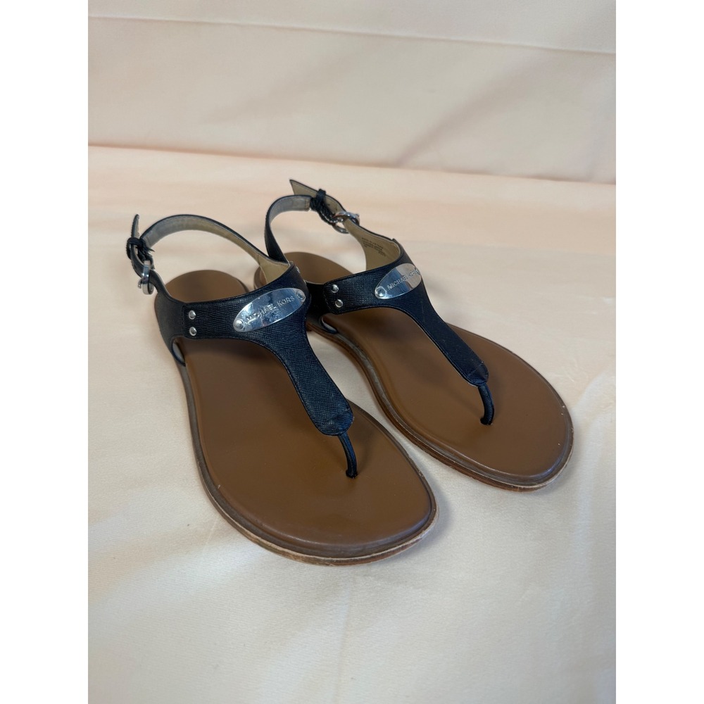 Michael Kors Thong Sandals Women 8M Black Good Leather Logo Plate Flat T-Strap